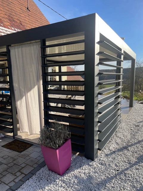 claustras alu sur mesure sur pergola bioclimatique 