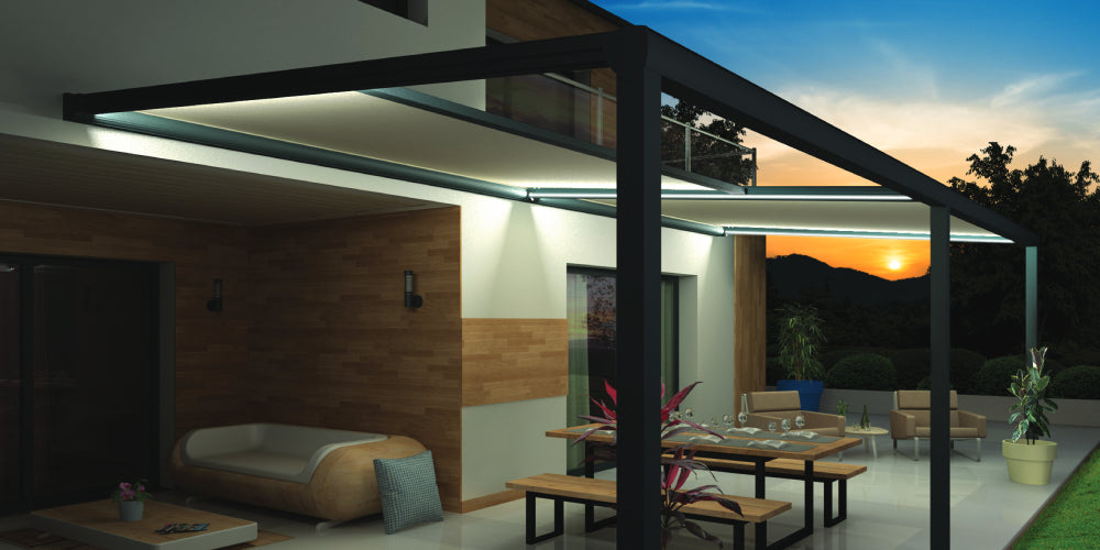 pergola adossée double module maison contemporaine de nuit kit led éclairage design
